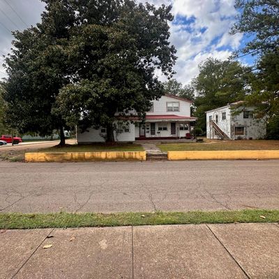 141 W Jordan Ave, West Point, MS 39773