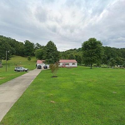 169 Rocky Step Rd, Scott Depot, WV 25560