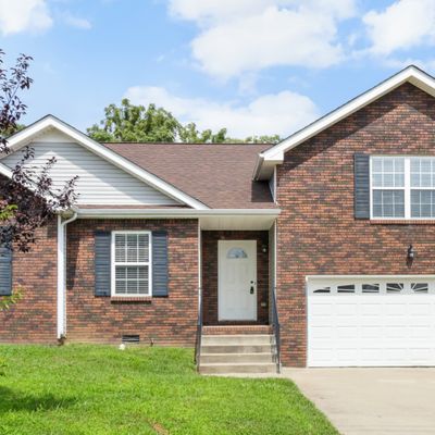 1700 Ridge Runner Ct, Clarksville, TN 37042