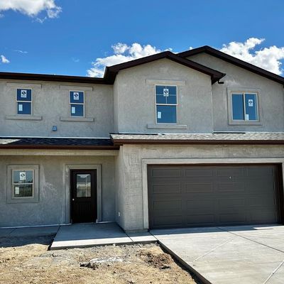 1718 Kingfisher Ln, Pueblo, CO 81008