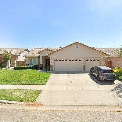 1747 Esplanade Way, Yuba City, CA 95993