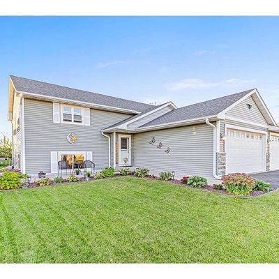 1749 Sequoia Ln, New Richmond, WI 54017