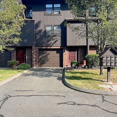 176 Natchaug Drive #176, Meriden, CT 06450