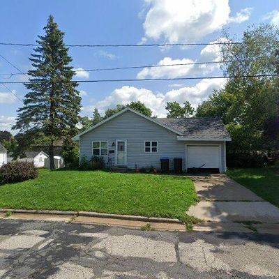 18 S Fulton Ave, Sturgeon Bay, WI 54235