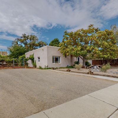 1805 Ridgecrest Cir Se, Albuquerque, NM 87108