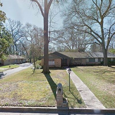 1805 Overbrook Dr, Tyler, TX 75703