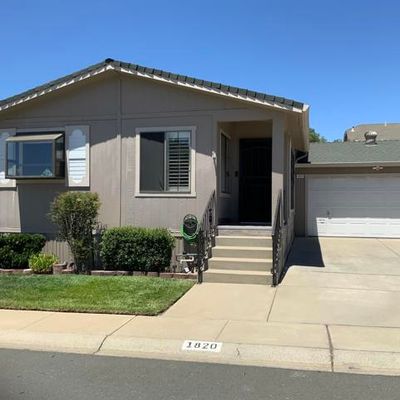 1820 Paris Ln., Antioch, CA 94509