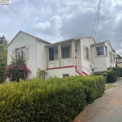 18334 Pepper St, Castro Valley, CA 94546