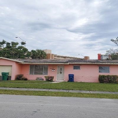 18425 Ne 11 Th Ave, Miami, FL 33179