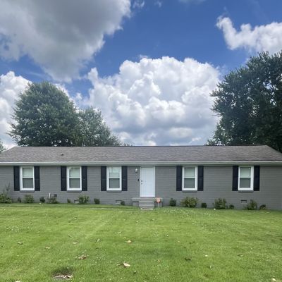 1590 Elberta Dr, Clarksville, TN 37042