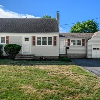 16 Green Rd, Mine Hill, NJ 07803