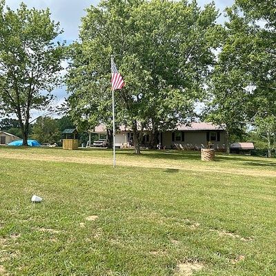 1610 C C C Rd, Dickson, TN 37055