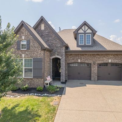 163 Monarchos Dr, Gallatin, TN 37066