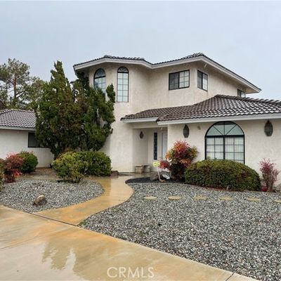 16315 Olalee Rd, Apple Valley, CA 92307