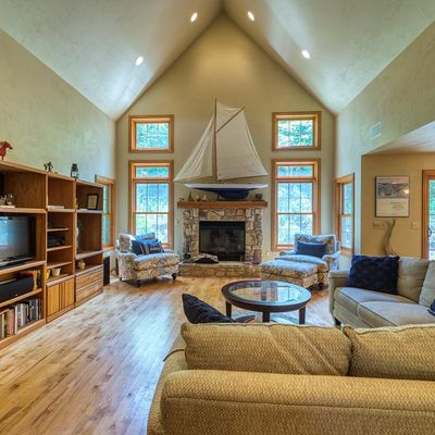 1635 Olson Dr #1022, Ellison Bay, WI 54210