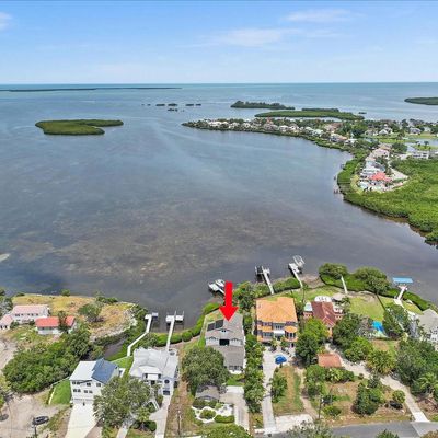 1636 Sea Breeze Dr, Tarpon Springs, FL 34689