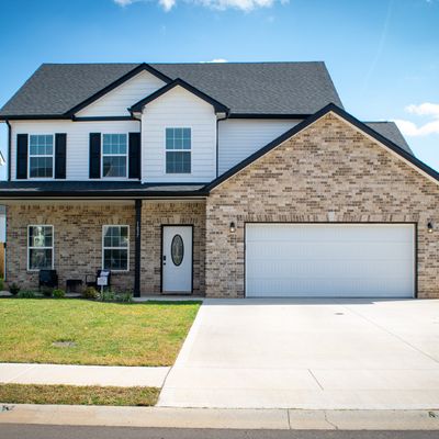 1637 Kestrel Dr, Clarksville, TN 37040