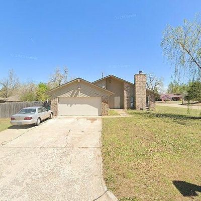 200 Loch Loop, Yukon, OK 73099