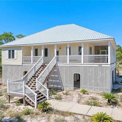 201 Leonora Ct, Dauphin Island, AL 36528