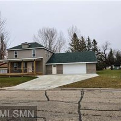 201 Wisconsin Ave, Lancaster, MN 56735