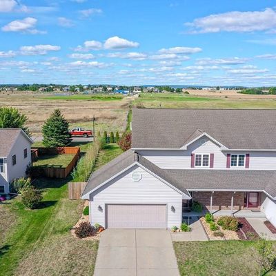 2011 Nighthawk Ln, Sauk City, WI 53583