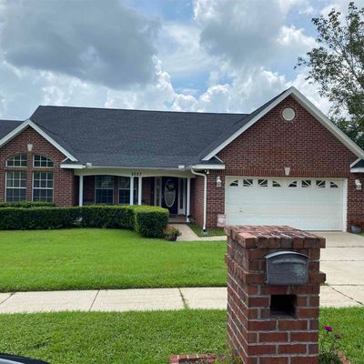 2023 Jason Dr, Cantonment, FL 32533