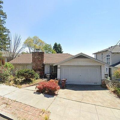 2031 Hoover Ave, Oakland, CA 94602