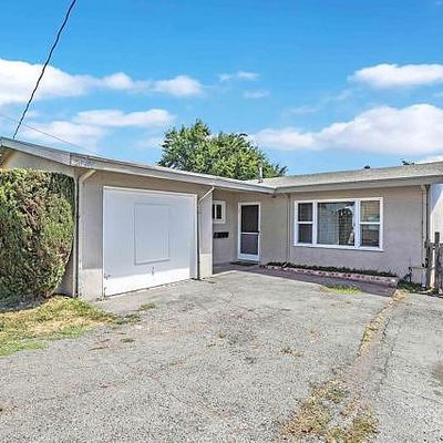 20398 Forest Ave, Castro Valley, CA 94546