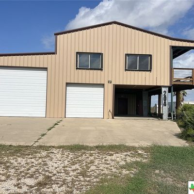 204 Boundary St, Port Lavaca, TX 77979