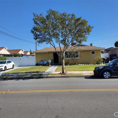 2040 W Coronet Ave, Anaheim, CA 92801