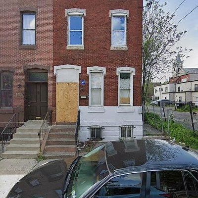 2046 N 20 Th St, Philadelphia, PA 19121