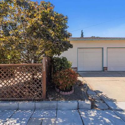 20459 Stanton Ave, Castro Valley, CA 94546