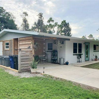 20478 Applewood Rd, North Fort Myers, FL 33917