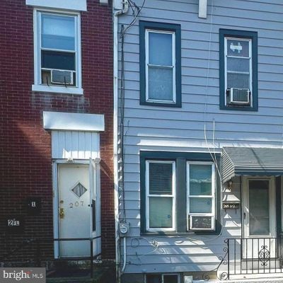 205 1/2 Fulton St, Trenton, NJ 08611