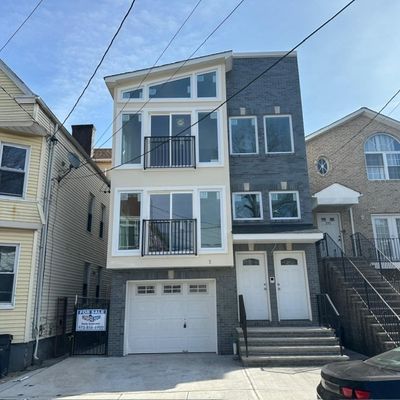 207 4th Street, Newark City, NJ 07108