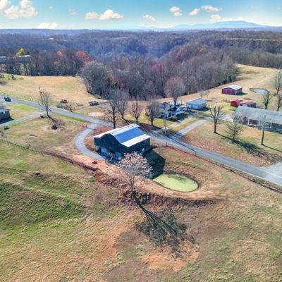 2072 Old Snow Hill Rd, Dowelltown, TN 37059