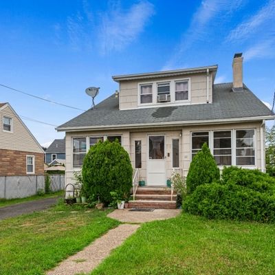 21 Church St, Elmwood Park, NJ 07407