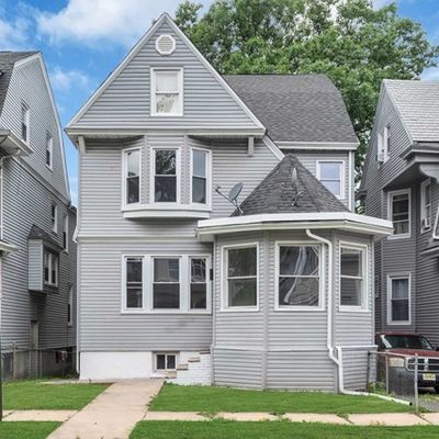 21 N 17 Th St, East Orange, NJ 07017