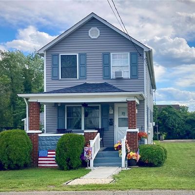 210 Perry Ave, Belle Vernon, PA 15012