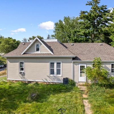 210 W Elroy St, Elroy, WI 53929