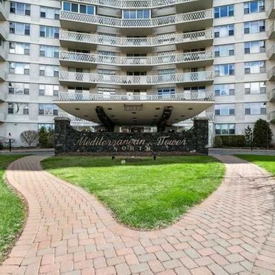 2100 Linwood Avenue #7 U, Fort Lee, NJ 07024