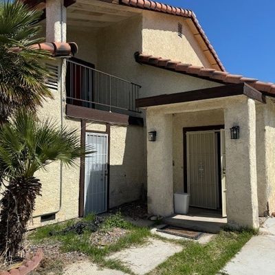 2105 Naco Ct, Las Vegas, NV 89102