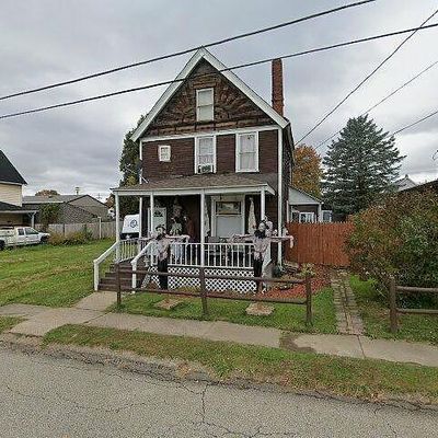 2109 Adams St, Natrona Heights, PA 15065