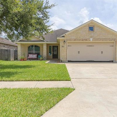 211 Terravista Trl, Victoria, TX 77904