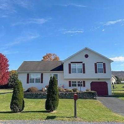 211 Walker Xing, Bellefonte, PA 16823