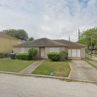 2115 36 Th St, Galveston, TX 77550