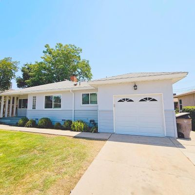 2125 Sacramento St, Bakersfield, CA 93305