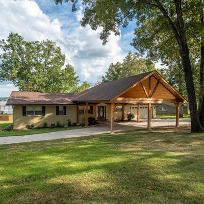 213 Gregory Dr, Hot Springs National Park, AR 71913