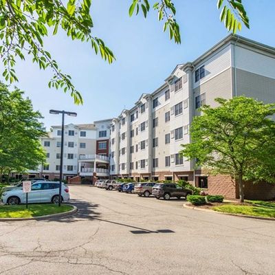 189 Forest Avenue #206, Paramus, NJ 07652