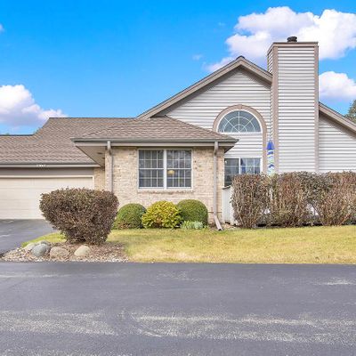 1907 Springbrook N Drive #D, Waukesha, WI 53186